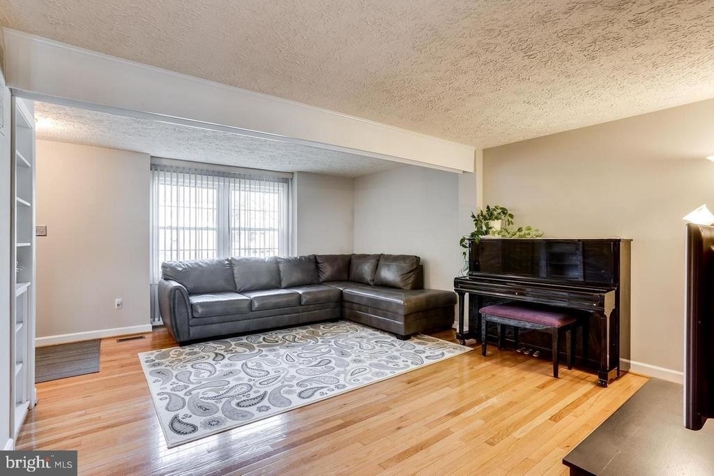 815 Curry Ford Lane - Photo 3