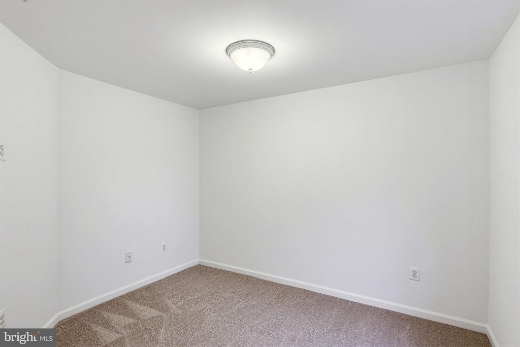 9448 Paragon Court - Photo 3