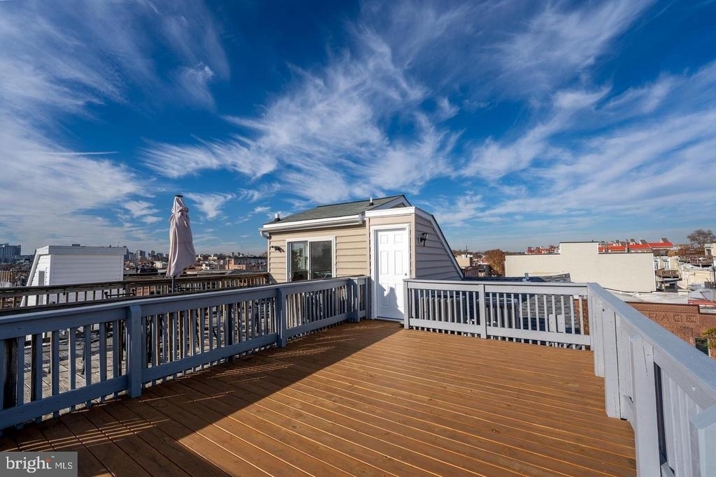 2729 Hudson Street - Photo 3