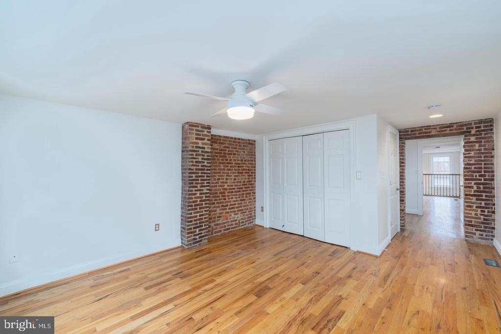 2729 Hudson Street - Photo 30