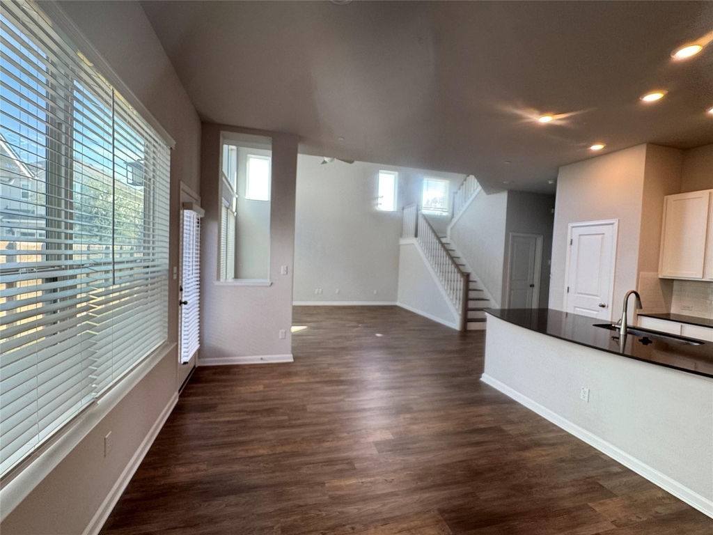 3000 Chisholm Trail Rd - Photo 4
