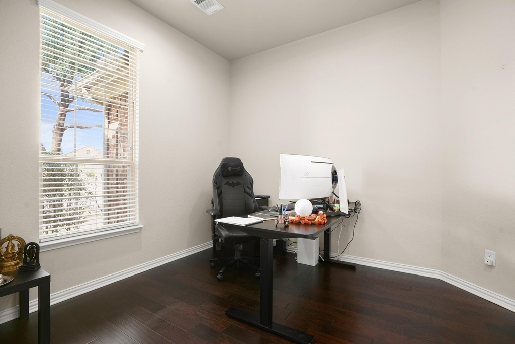 2855 Saint Paul Rivera - Photo 22