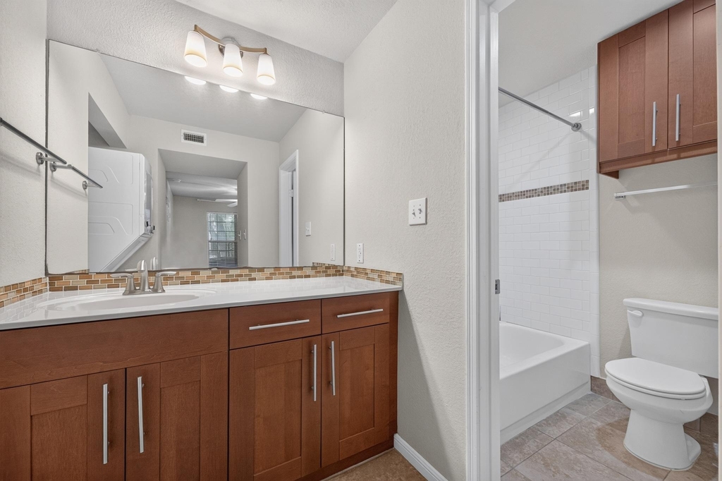 7685 Northcross Dr - Photo 14