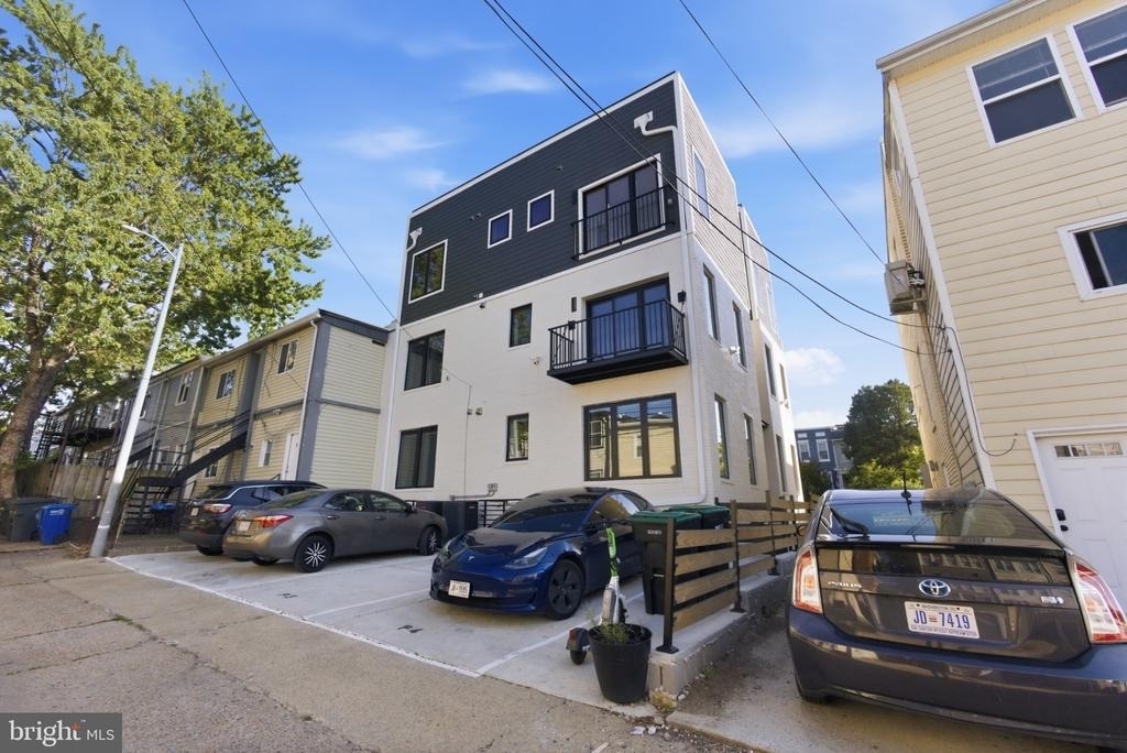 1140 Oates Street Ne - Photo 6