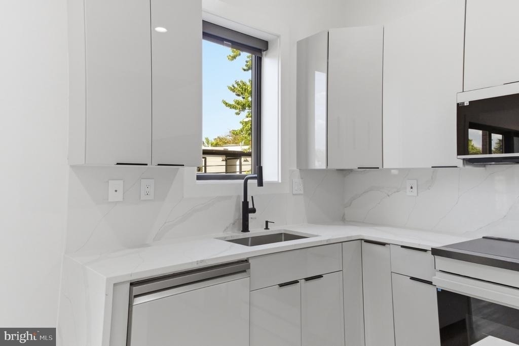 1140 Oates Street Ne - Photo 18