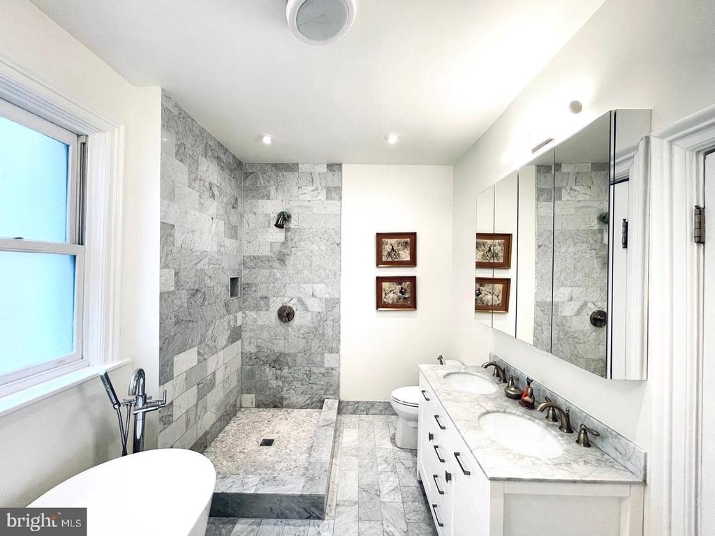 1840 Mintwood Place Nw - Photo 16