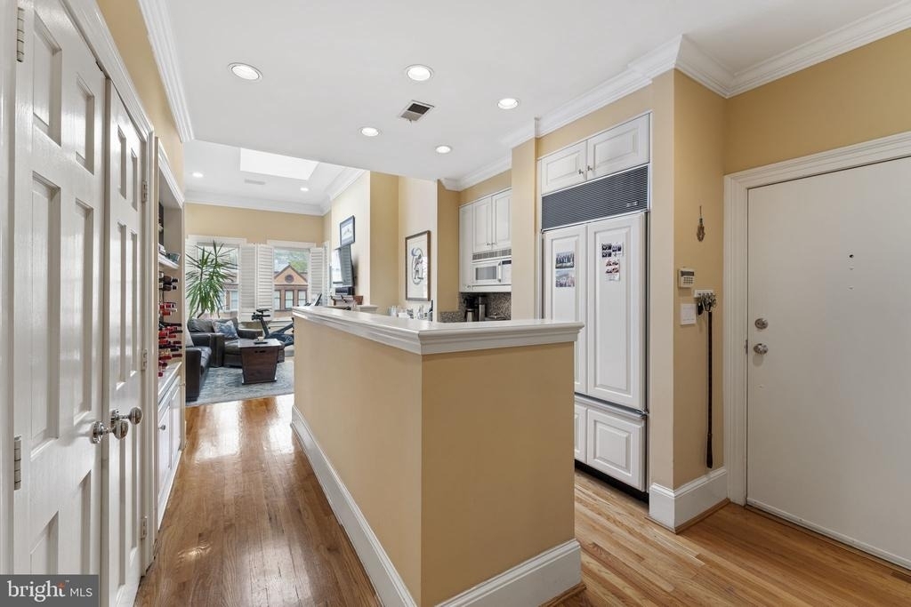 1721 21st Street Nw - Photo 1