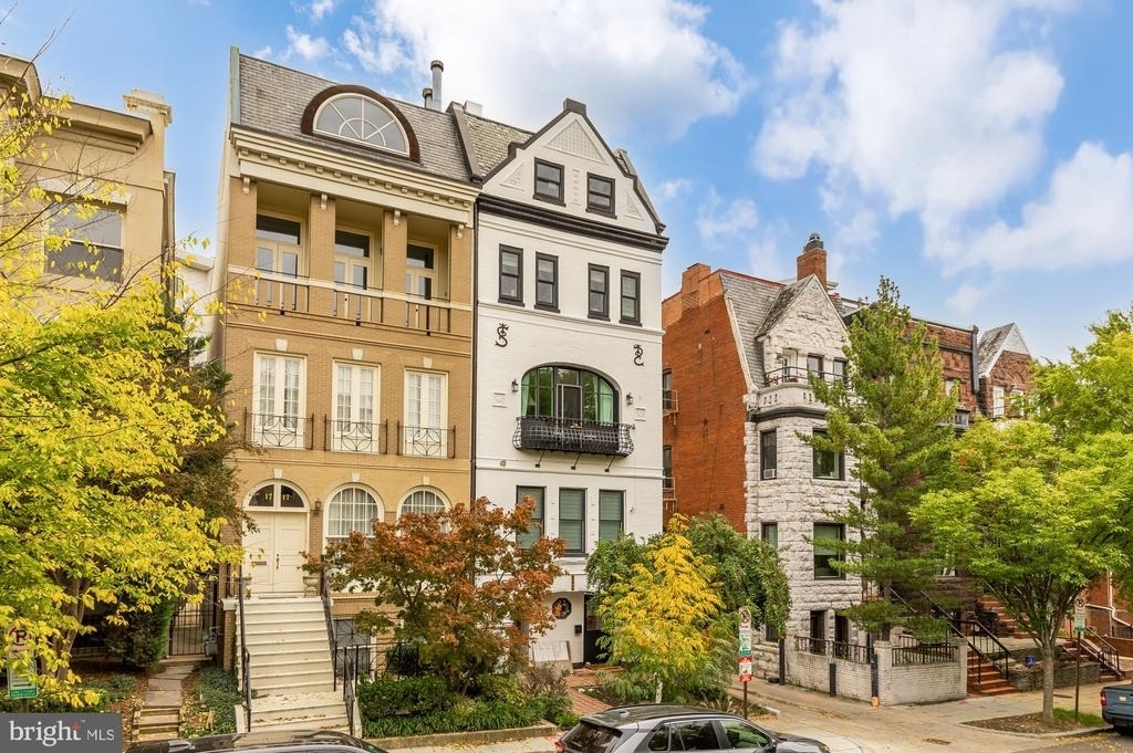 1709 21st Street Nw - Photo 1