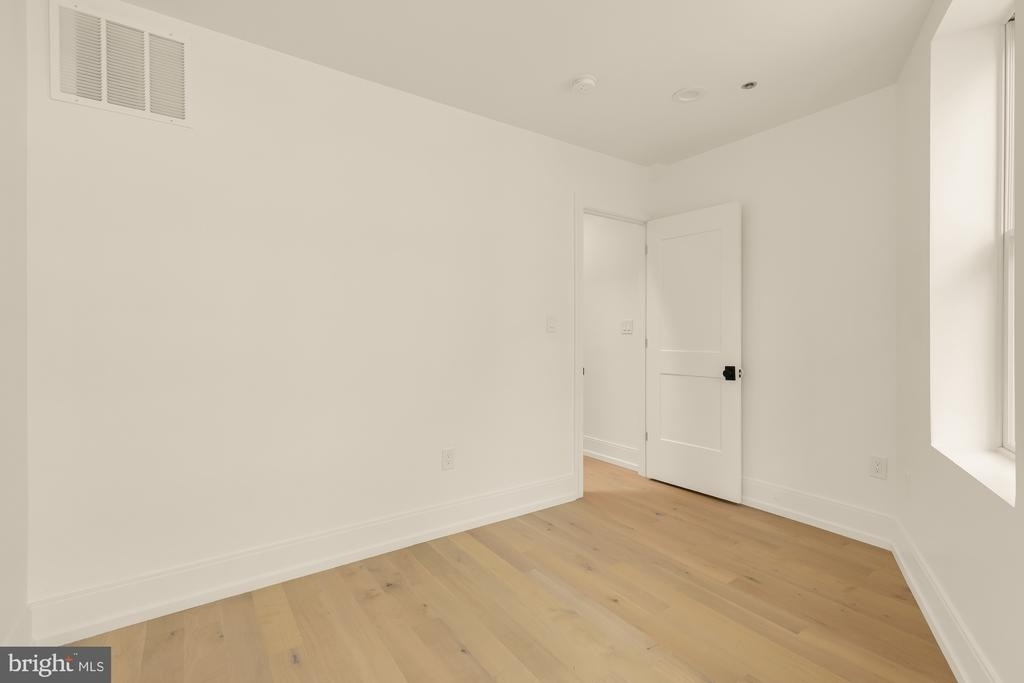1709 21st Street Nw - Photo 22