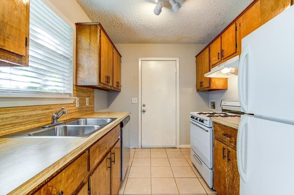 907 Taulbee Ln - Photo 7