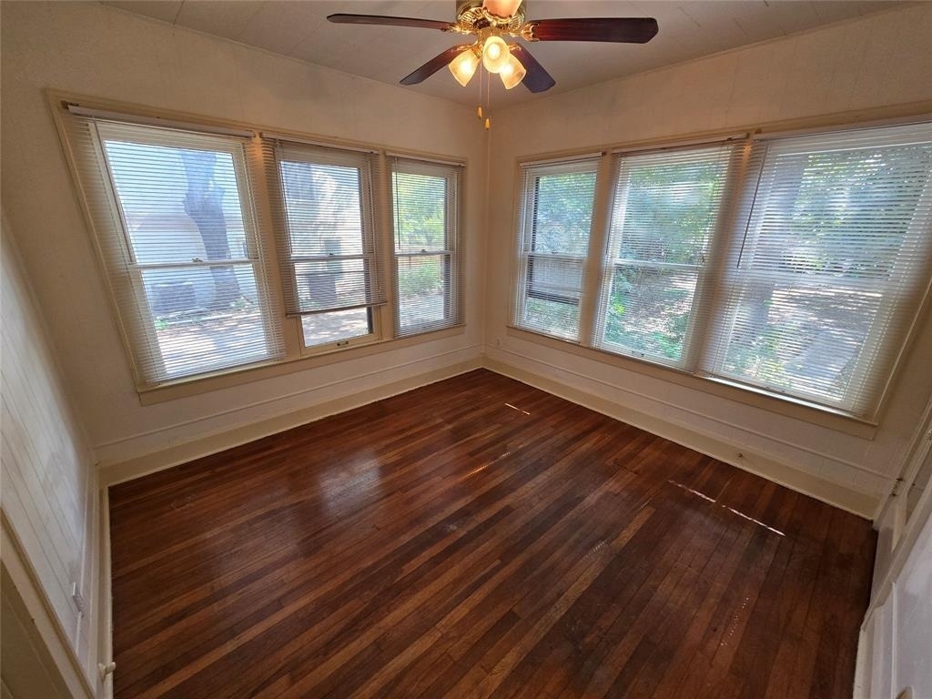 3102 Wheeler St - Photo 9