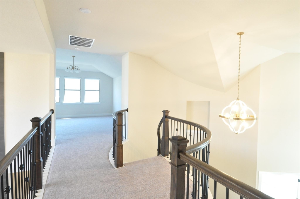 628 Altea Dr - Photo 10