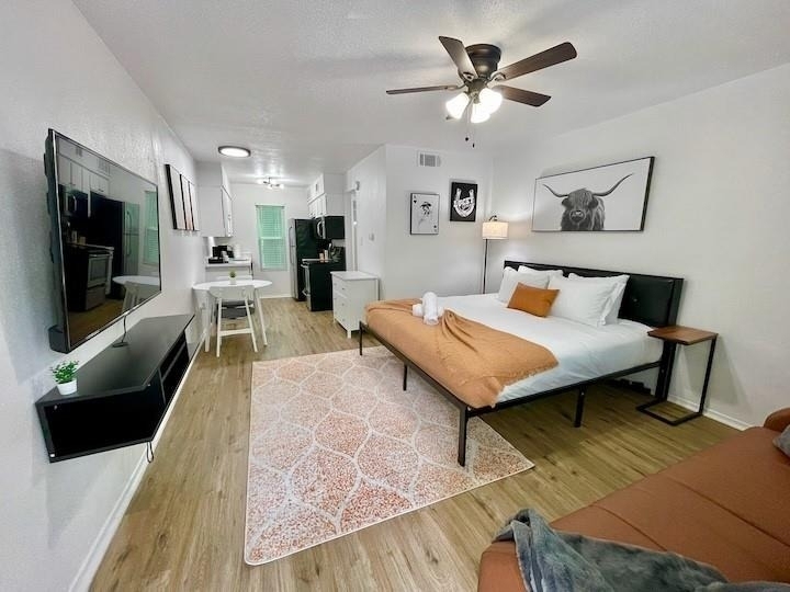 4504 Speedway Ave - Photo 3