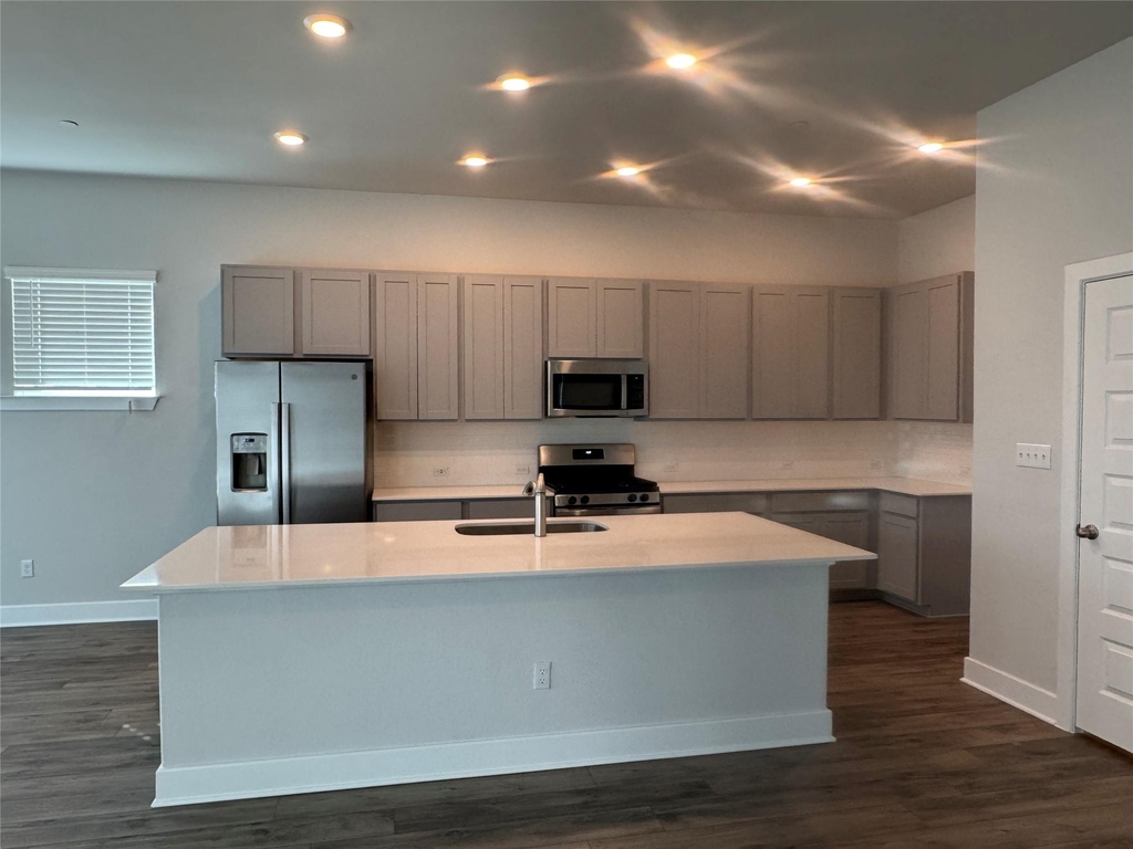 3000 Chisholm Trail Rd - Photo 1