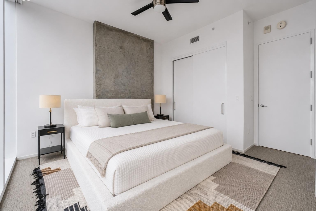 301 West Ave - Photo 11