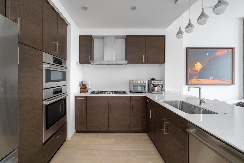 301 West Ave - Photo 5