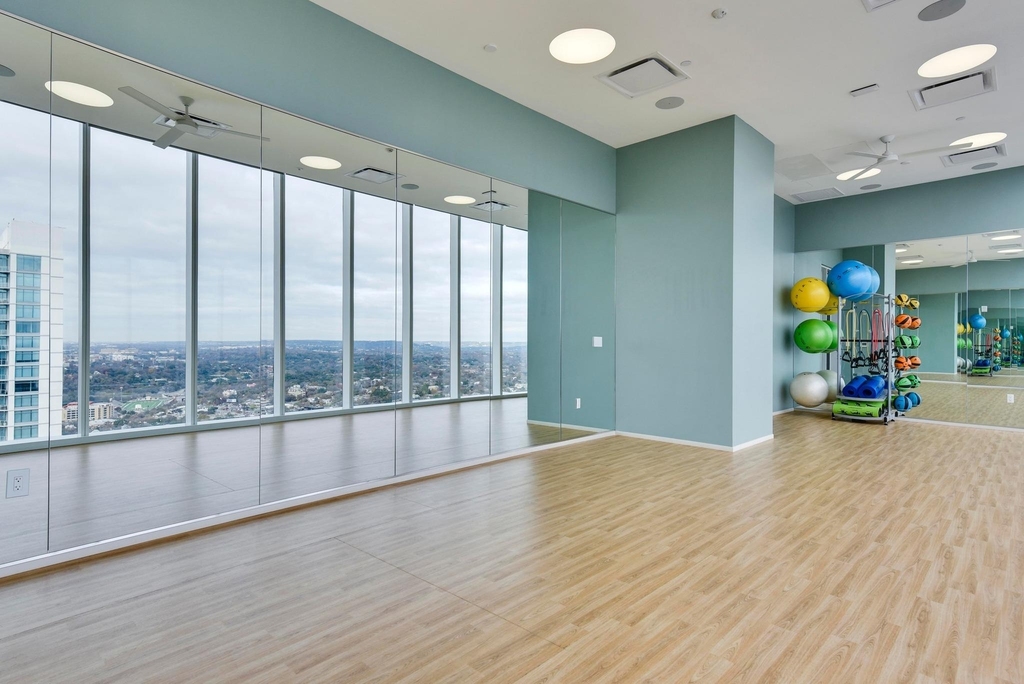 301 West Ave - Photo 31