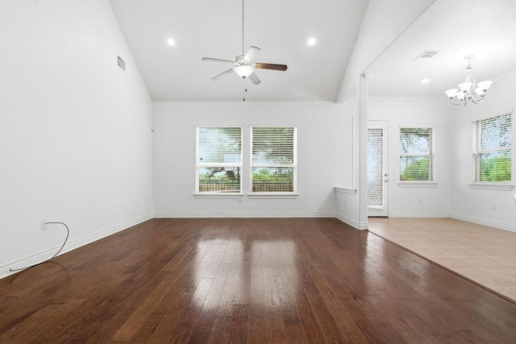 15004 Iveans Way - Photo 8