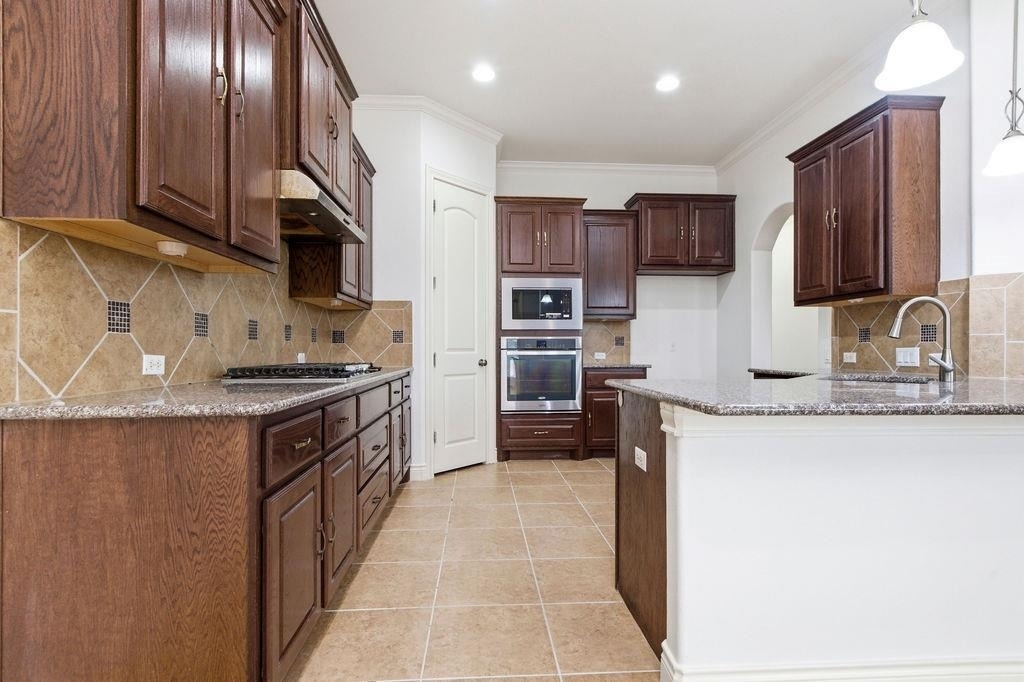 15004 Iveans Way - Photo 11