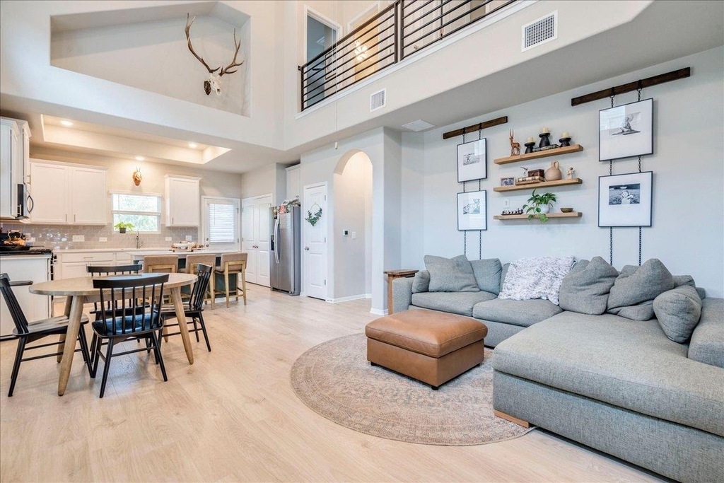 11100 El Capitan Dr - Photo 1