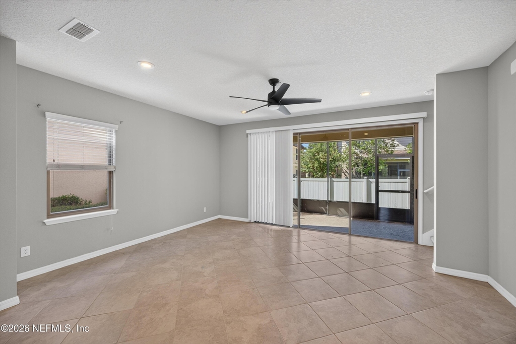 7019 Butterfly Court - Photo 9