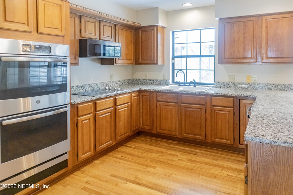 2050 Grove Bluff Road - Photo 2