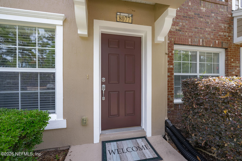 8077 Summerside Circle - Photo 1