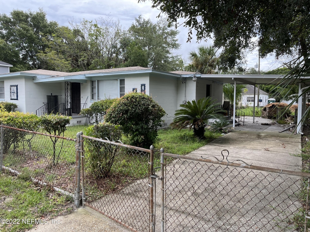 1616 E 26th Street - Photo 2
