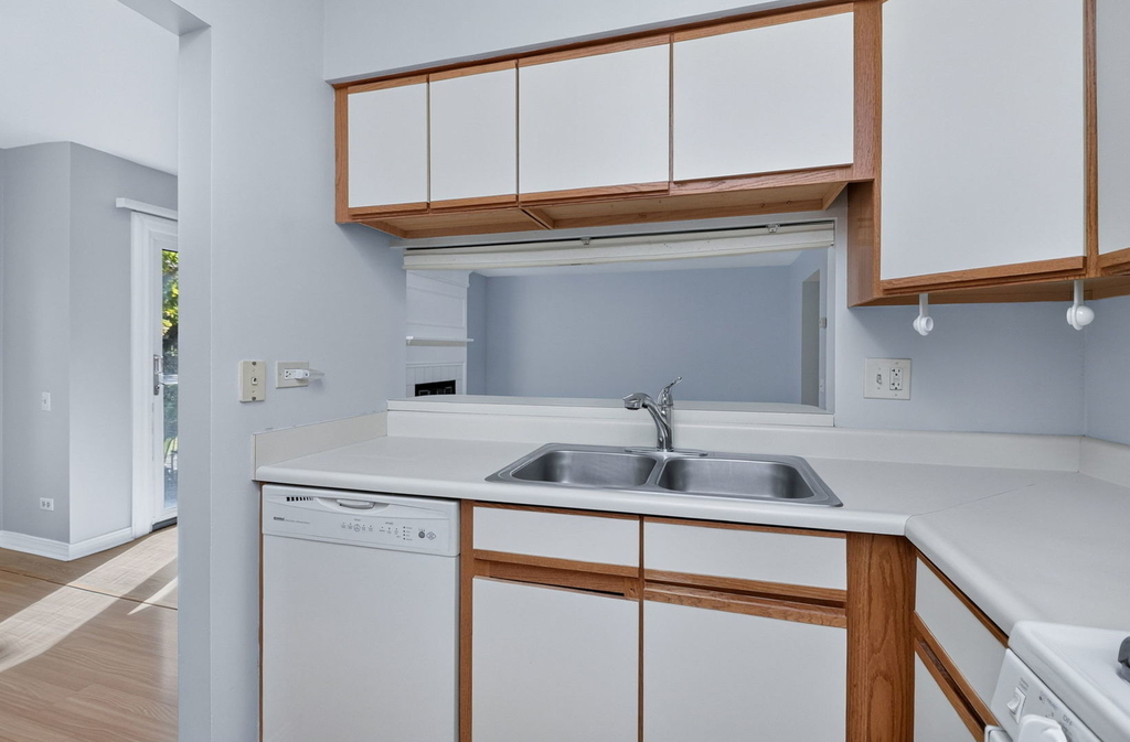 1589 Bicek Drive - Photo 9