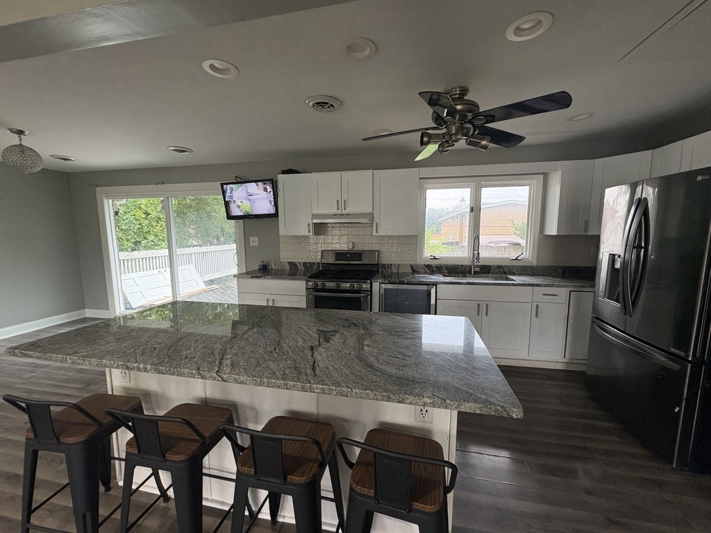 1621 Clay Court - Photo 4