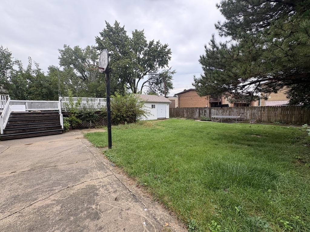 1621 Clay Court - Photo 12