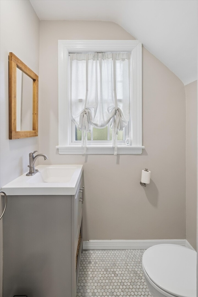 5825 N Caldwell Avenue - Photo 9