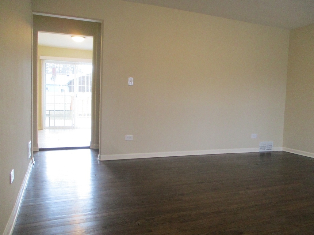 448 Midway Drive - Photo 6
