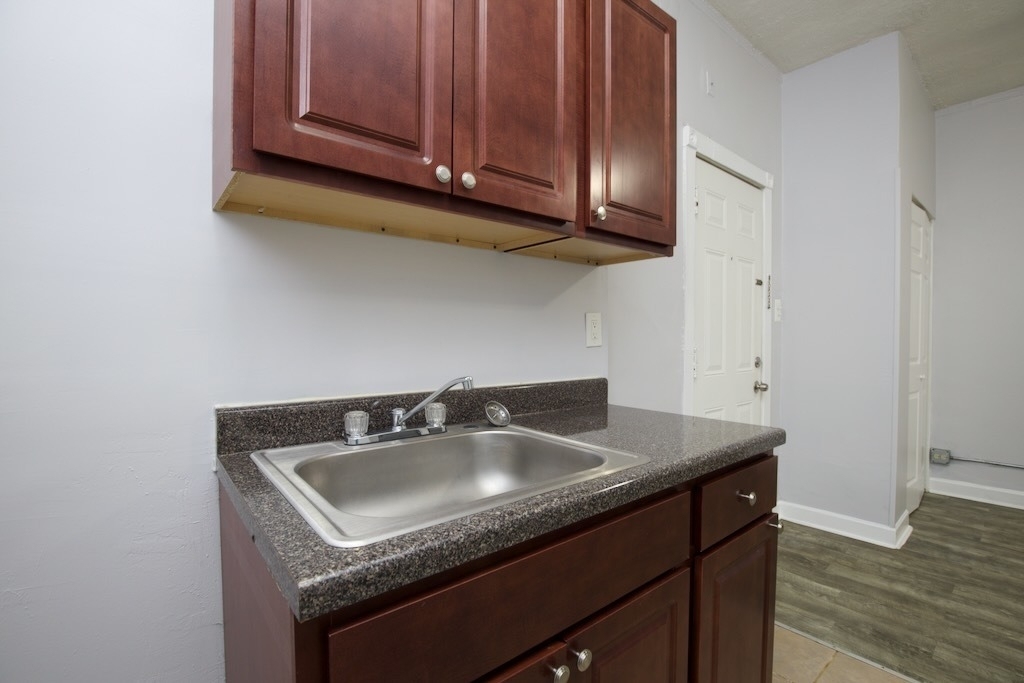 4735 N Beacon Street - Photo 4