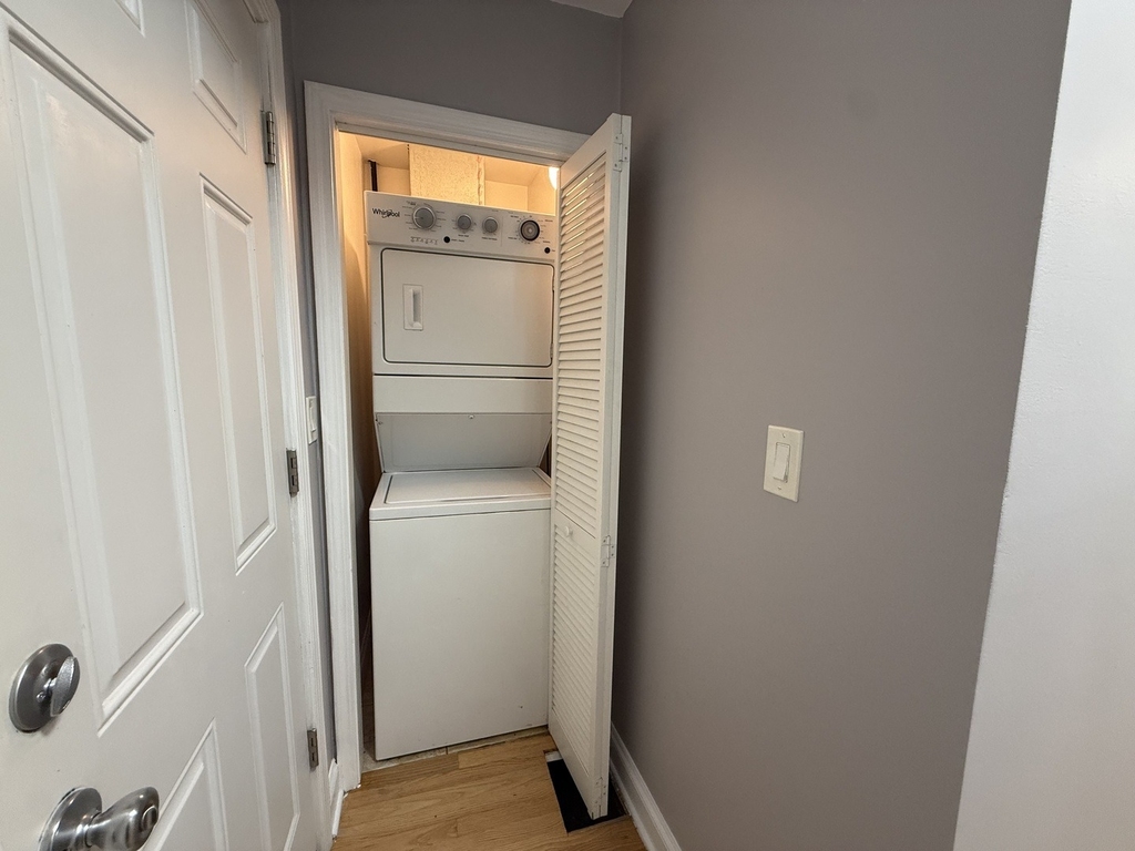2449 N Ridgeway Avenue - Photo 11
