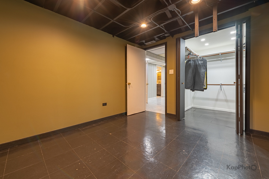7224 W 60th Place - Photo 19