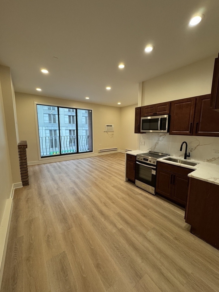 444 N State Street - Photo 3