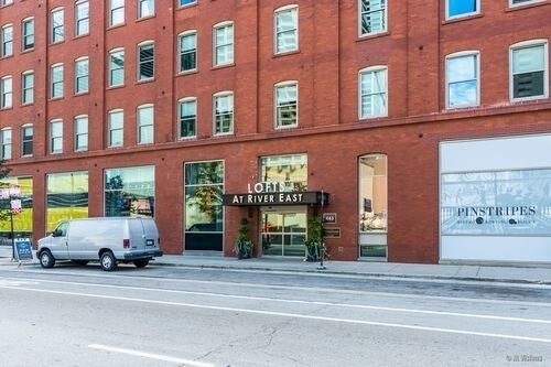445 E Illinois Street - Photo 0