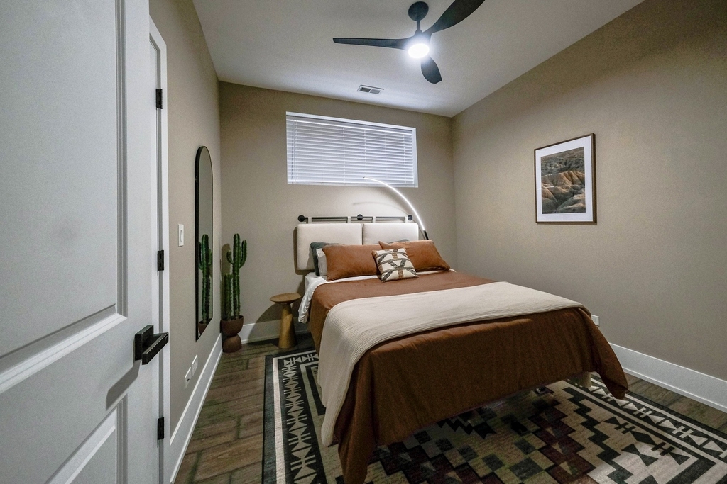 1818 N Sawyer Avenue - Photo 9