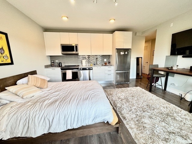2407 W Eastwood Avenue - Photo 3