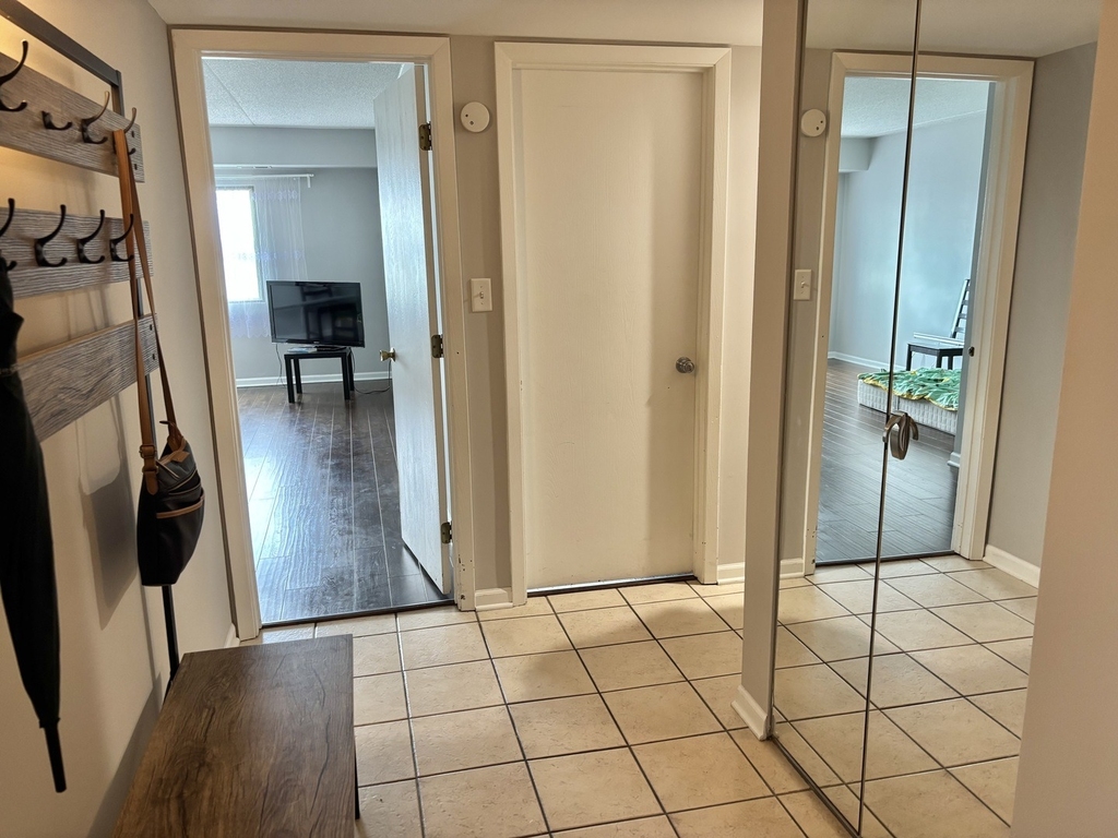 375 Plum Creek Drive - Photo 4