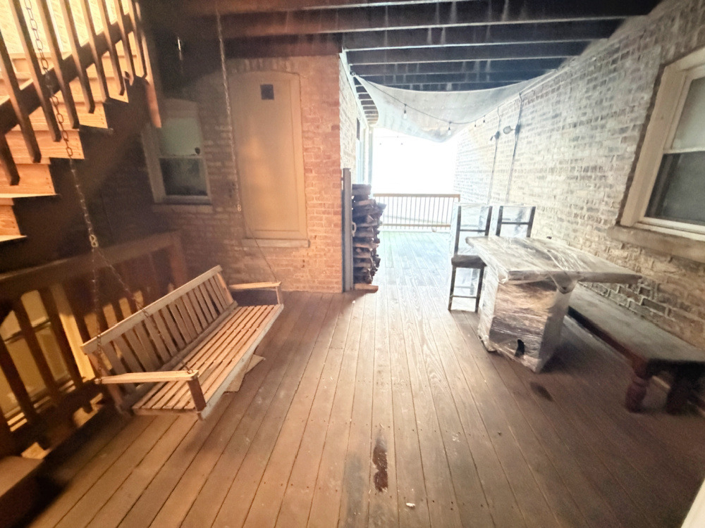 4201 N Sawyer Avenue - Photo 12