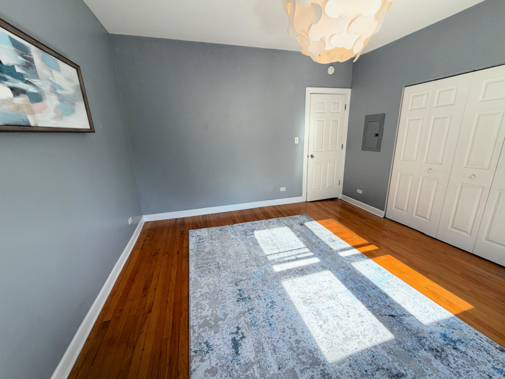 4201 N Sawyer Avenue - Photo 7