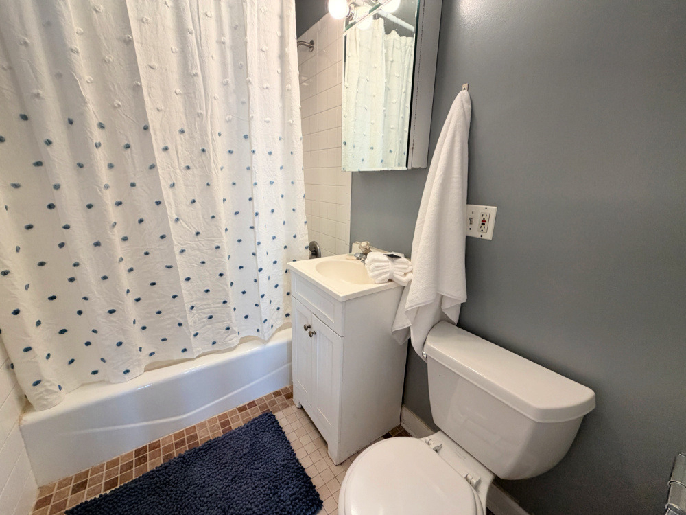 4201 N Sawyer Avenue - Photo 8