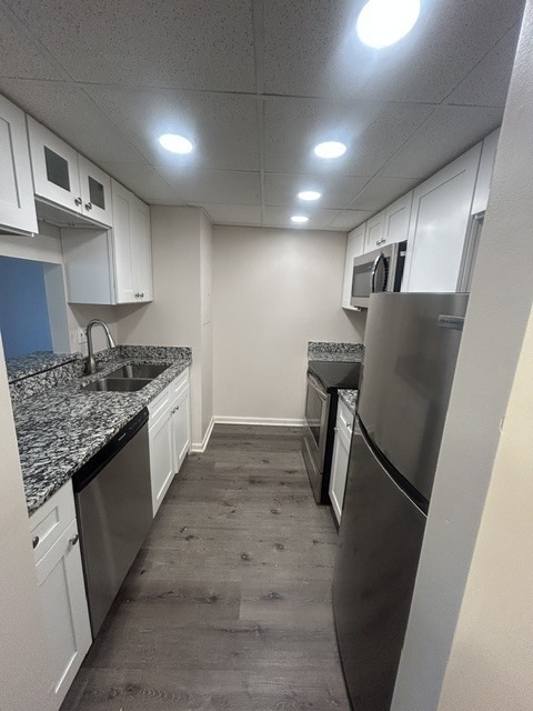 206 W Division Street - Photo 6