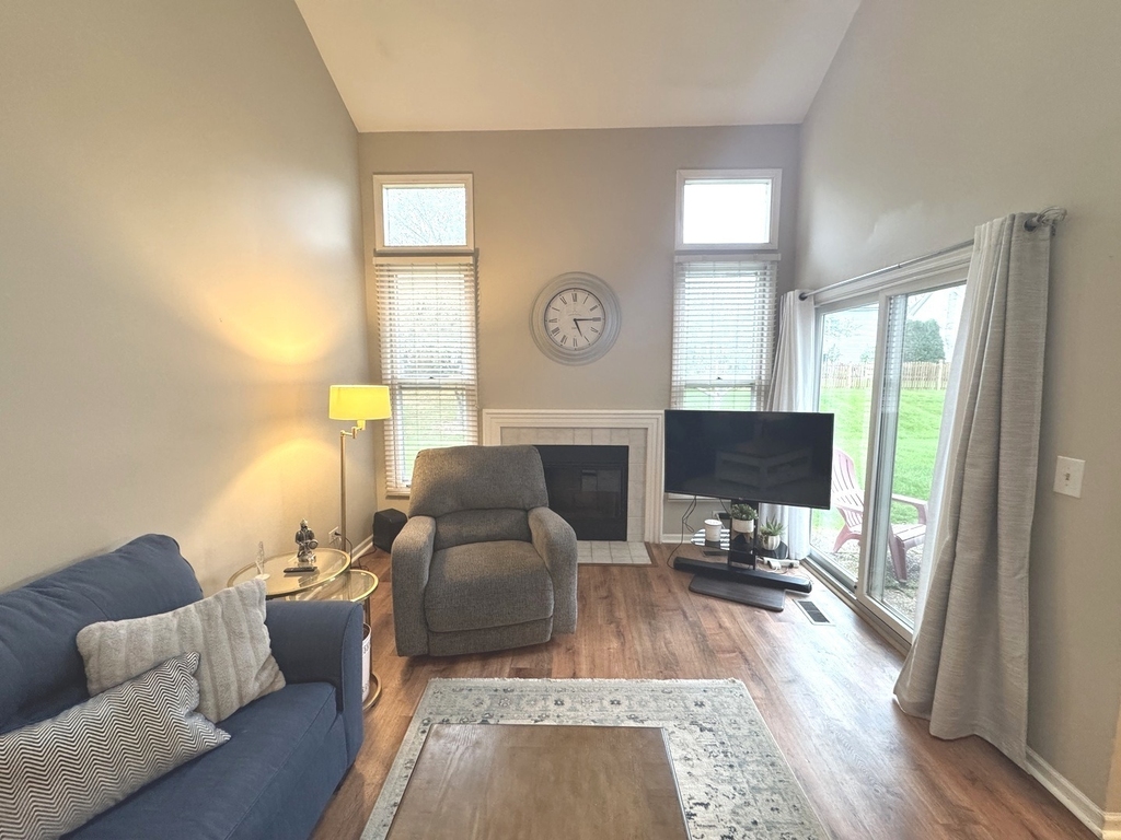 1291 Rhodes Lane - Photo 10