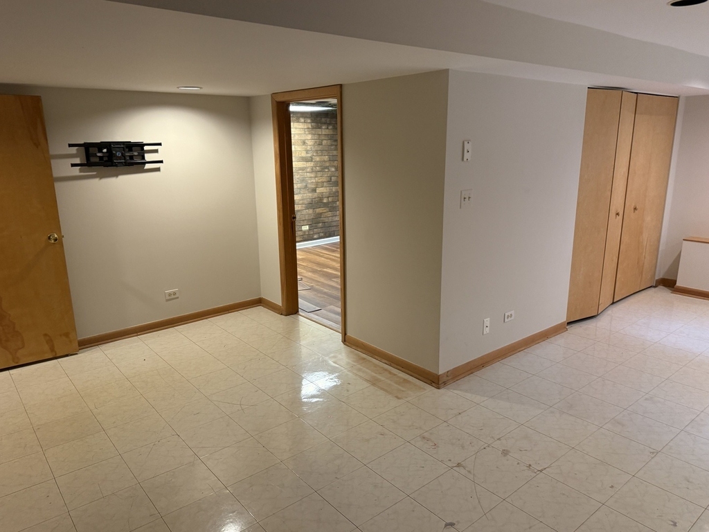 864 Bittersweet Drive - Photo 11