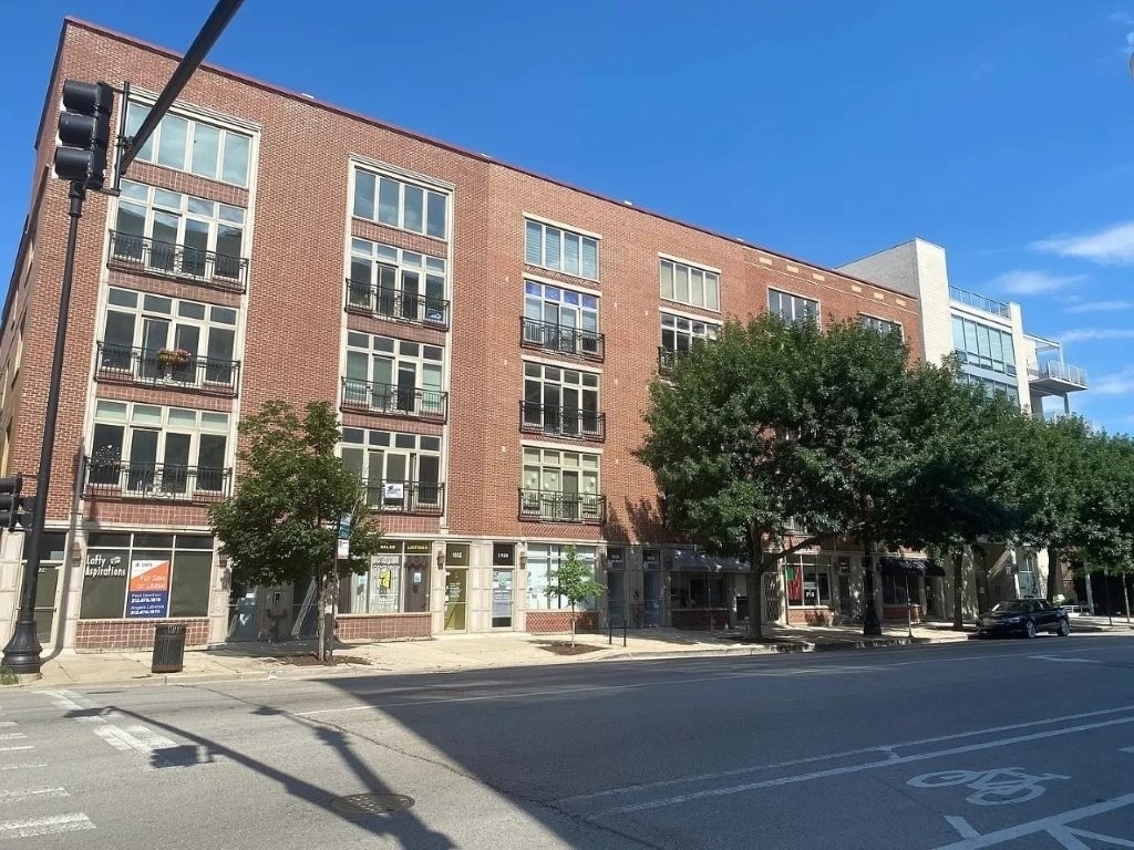 1928 S Wabash Street - Photo 0