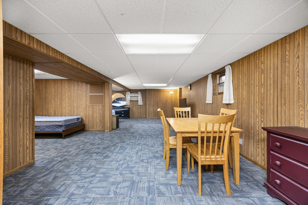 3927 N Pontiac Avenue - Photo 21