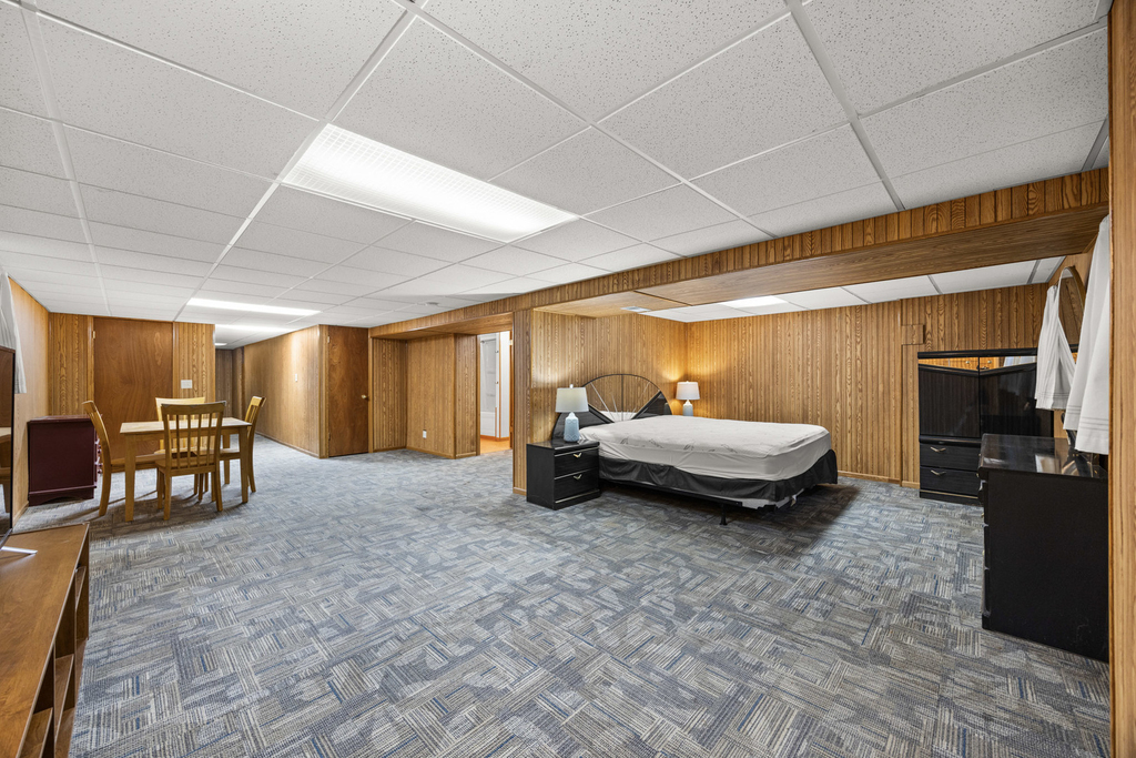 3927 N Pontiac Avenue - Photo 18